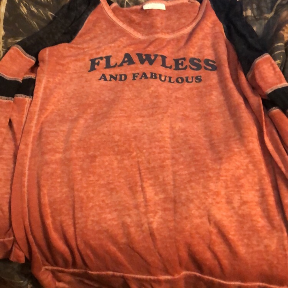 Size Xl sweater never worn just tried on